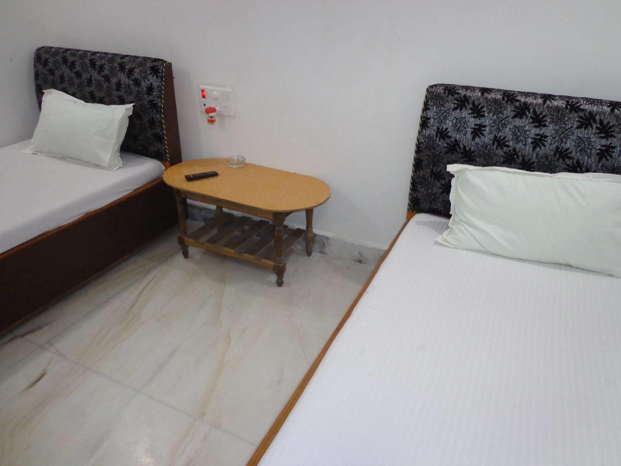 Jyoti Guest House Bodh Gaya Buitenkant foto